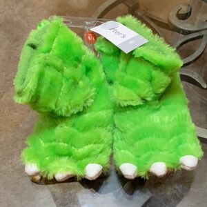 Carter's Boy's Slippers Medium (7-8)